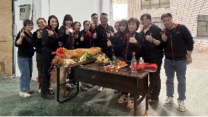 恒盛销售部合影